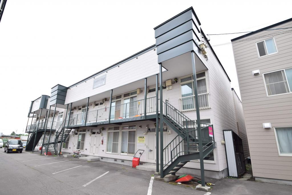 ハンドレッドヴィレッジＨ外観