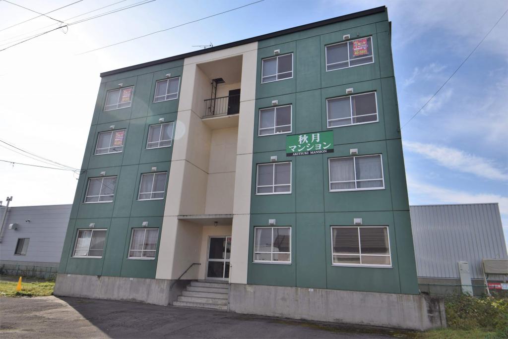 秋月マンション外観