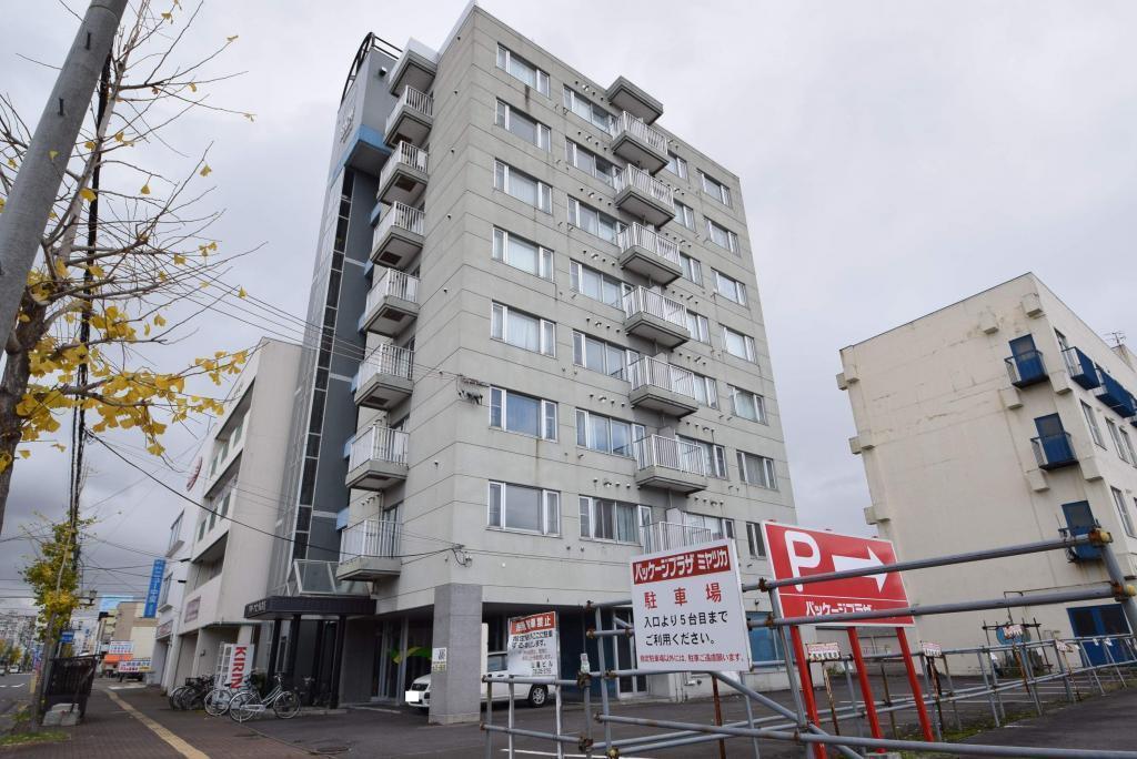 グリーンヒル３条外観