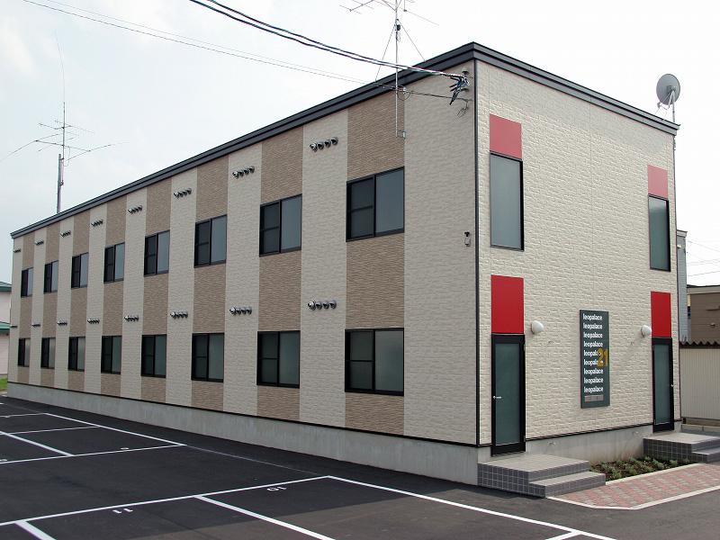 レオパレス白樺外観