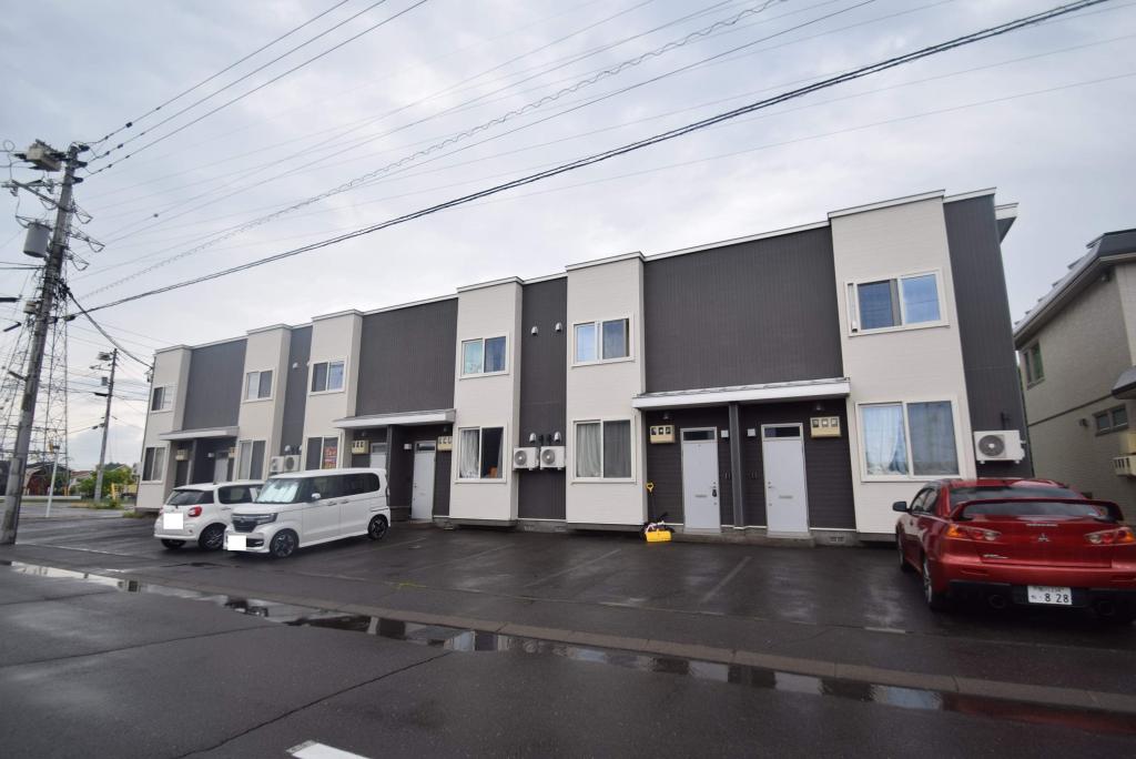 ガーデンコート　花の森外観