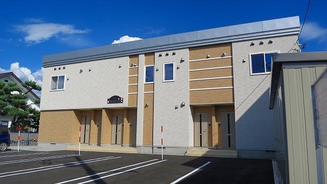 ユニバース外観