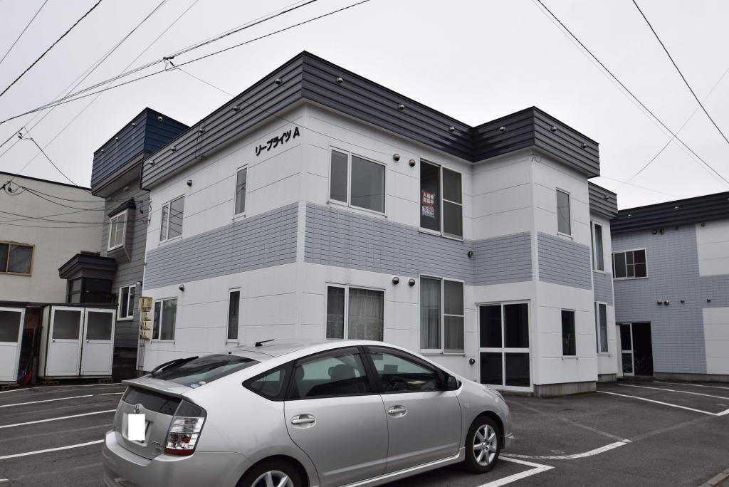 リーブライツＡ 北海道旭川市六条通23丁目359-10