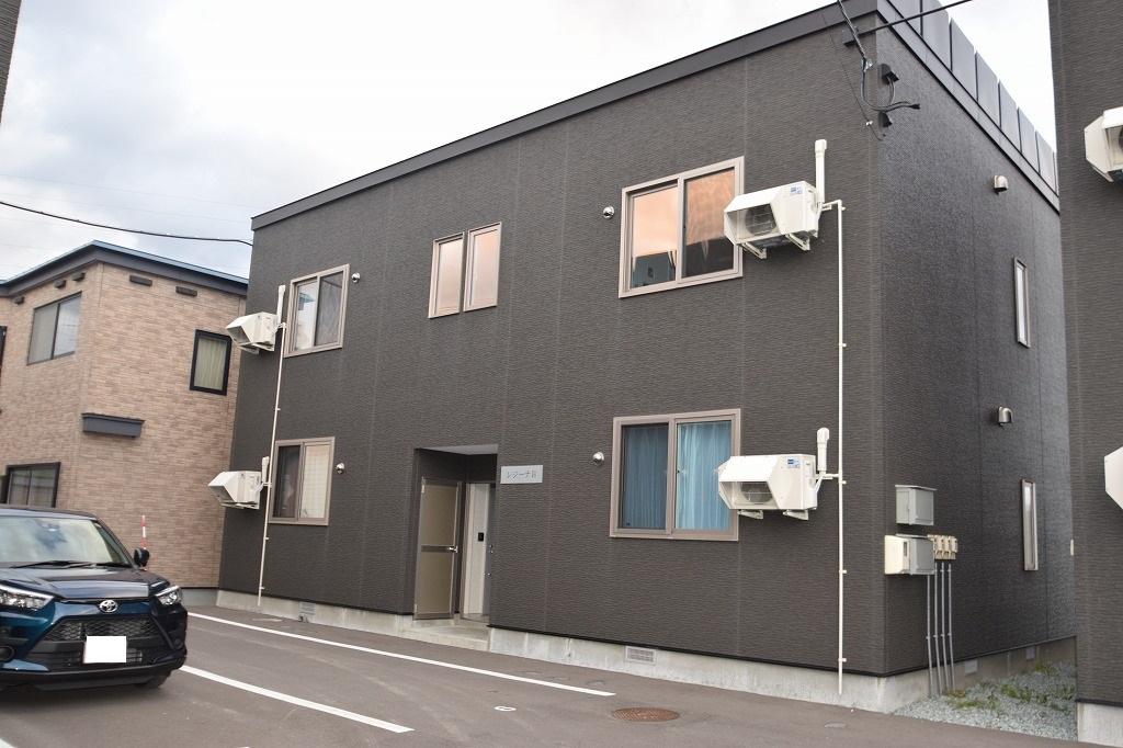 レジーナＢ棟外観