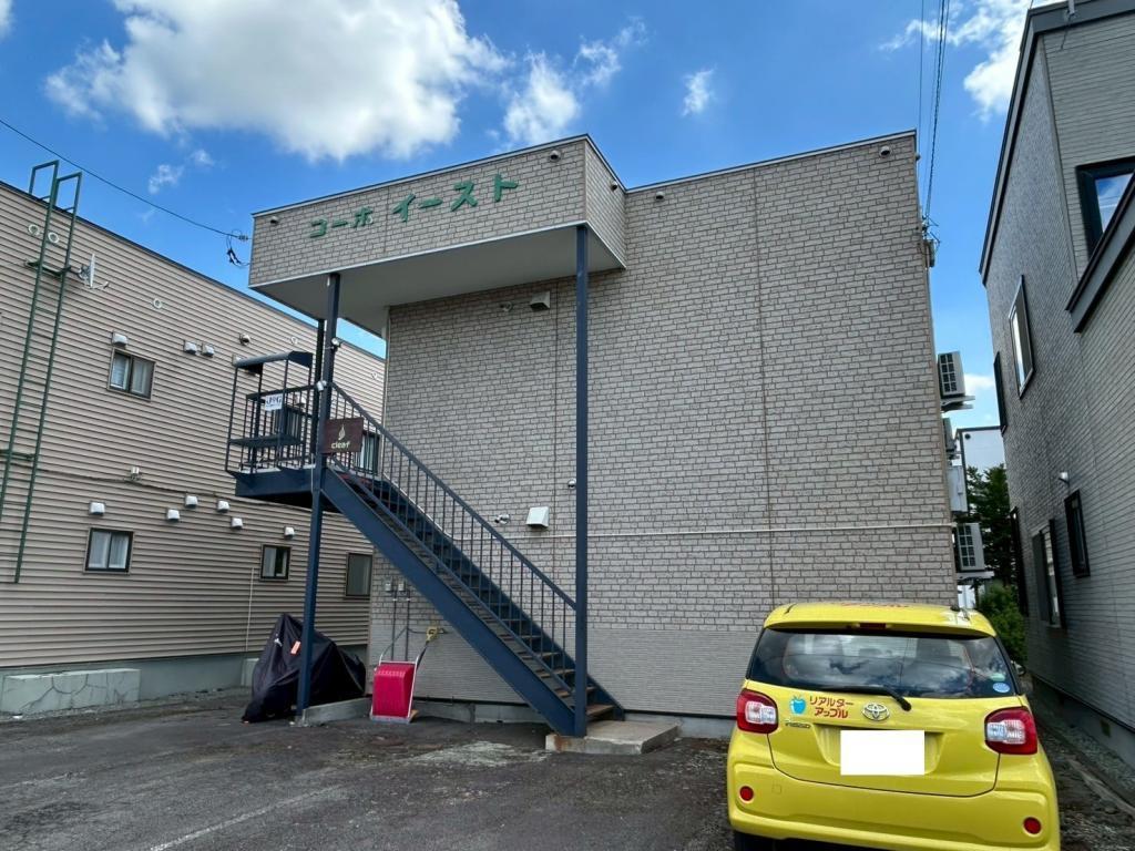 コーポイースト１０２外観