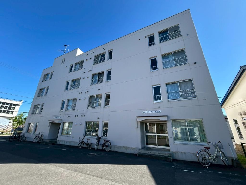 勤財協第４旭川５条コーポＢ４０３外観